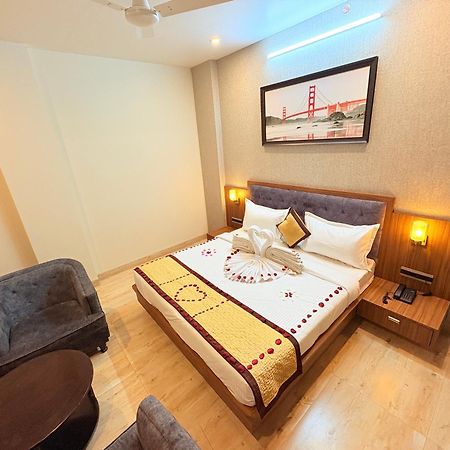 Parampara Hotels And Resorts อุเดเปอร์ ภายนอก รูปภาพ